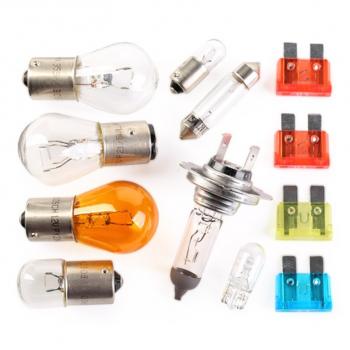 1 159 р. Лампа набор 12V (H7,P21W,PY21W,R5W,T4W,P215W,W5W,C5W) Maxibox BOSCH BOSCH 1987301113  с доставкой в г. Пермь. Увеличить фотографию 3
