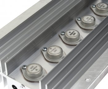 3 399 р. Преобразователь напряжения (инвертор) 24-12V 25А 200Вт ЭНЕРГОМАШ ЭНЕРГОМАШ 21.3759-04 (25а) ЭНЕРГОМАШ 21.3759-04 (25а)  с доставкой в г. Пермь. Увеличить фотографию 3