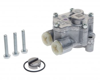 19 999 р. Насос топливный DAF ТННД BOSCH BOSCH 3576671113  с доставкой в г. Пермь. Увеличить фотографию 2