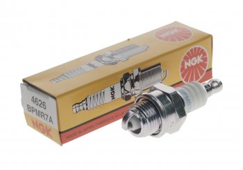 679 р. Свеча зажигания NGK BPMR7A (газонокосилка,бензопила) NGK 4626  с доставкой в г. Пермь. Увеличить фотографию 1