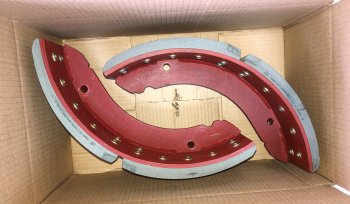 7 499 р. Колодки тормозные ЛИАЗ-5256 (2шт.) комплект на колесо BRAKE BLOCKS BRAKE BLOCKS 5256-3501092  с доставкой в г. Пермь. Увеличить фотографию 4