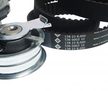 9 349 р. Комплект ГРМ VW AUDI A3 (96-13),A4 (94-08) SKODA Octavia (97-) (с помпой для 1.6) INA INA 530017131  с доставкой в г. Пермь. Увеличить фотографию 4