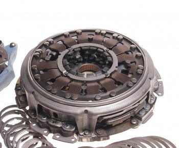 61 999 р. Сцепление VW Passat B6,B7,Golf 5,6 AUDI A3 SKODA (1.2-1.8 TFSI) (DSG) комплект LUK LUK 602000100  с доставкой в г. Пермь. Увеличить фотографию 2