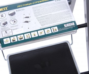 2 379 р. Лестница-стремянка 2 ступени стальная FIT FIT 65381 FIT 65381  с доставкой в г. Пермь. Увеличить фотографию 4