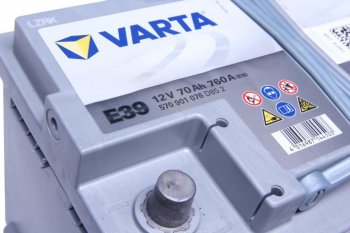 28 799 р. Аккумулятор VARTA Silver Dynamic AGM 70Ач обратная полярность VARTA 6ст70(0) e39 (a7)  с доставкой в г. Пермь. Увеличить фотографию 2