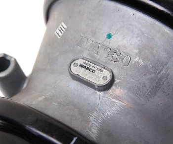 14 499 р. Энергоаккумулятор прицепа 2430 кулачковый WABCO WABCO 925 376 100 0  с доставкой в г. Пермь. Увеличить фотографию 3