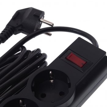 929 р. Фильтр сетевой 5м 10А 2200Вт 5 гнезд + 2 USB с заземлением черный DEFENDER DEFENDER 99755  с доставкой в г. Пермь. Увеличить фотографию 2