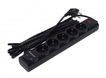 Фильтр сетевой 5м 10А 2200Вт 5 гнезд + 2 USB с заземлением черный DEFENDER DEFENDER 99755
