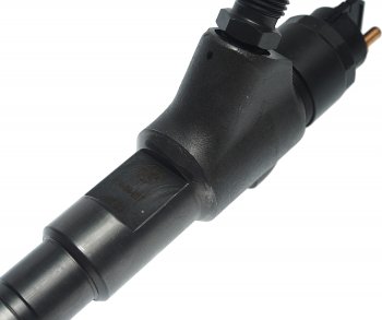 17 699 р. Форсунка ЗИЛ МАЗ ГАЗ ПАЗ (дв.ММЗ-245,260) Евро-3 (аналог BOSCH 0445120141)АЗПИ АЗПИ а-04-017-00-00-00  с доставкой в г. Пермь. Увеличить фотографию 3