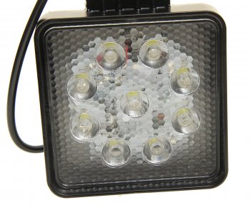 1 489 р. Фара рабочего света МТЗ 3100 lm LED 27w30(93w) квадр.корпус,узкий луч РК РУСЛАН-КОМПЛЕКТ фр-230  с доставкой в г. Пермь. Увеличить фотографию 3