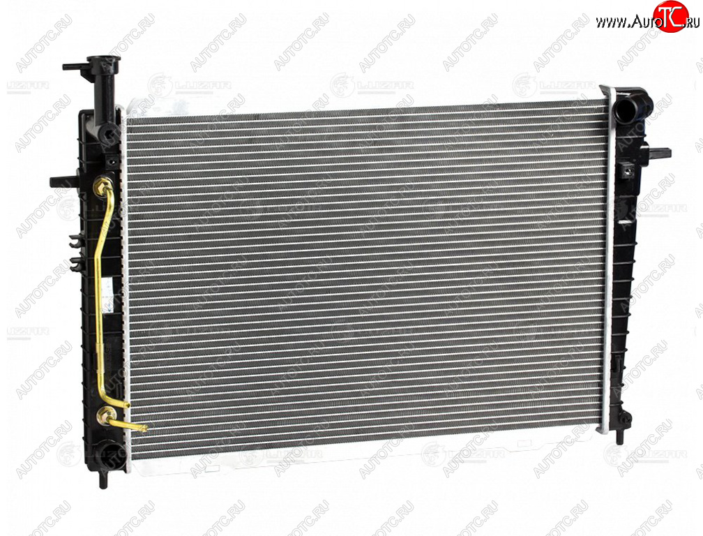 10 199 р. Радиатор HYUNDAI Tucson (04-) KIA Sportage (04-) МКПП LUZAR LUZAR lrckist04380  с доставкой в г. Пермь
