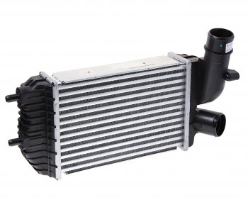 9 699 р. Интеркулер CITROEN Jumper, FIAT Ducato, PEUGEOT Boxer LUZAR LUZAR lric1650  с доставкой в г. Пермь. Увеличить фотографию 1