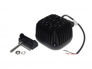 4 649 р. Фара рабочего света 140x125x86мм 48Вт (16 светодиодов) IP68 Pro Spot LUMEN LUMEN mlp-prc48ws2401s  с доставкой в г. Пермь. Увеличить фотографию 3