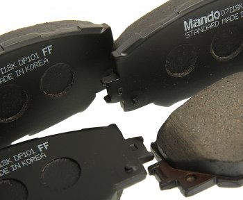 2 489 р. Колодки тормозные передние (4шт.) MANDO Toyota Auris E150 хэтчбэк 5 дв. рестайлинг (2010-2012)  с доставкой в г. Пермь. Увеличить фотографию 2
