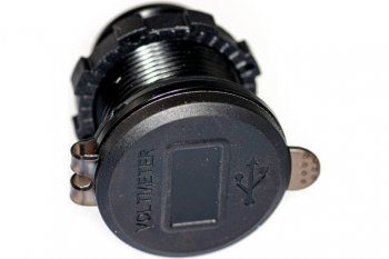 1 289 р. Розетка автомобильная встраиваемая 12V-24V 2USB вольтметр QC3.0 PRO LEGEND PRO LEGEND pl9370  с доставкой в г. Пермь. Увеличить фотографию 1
