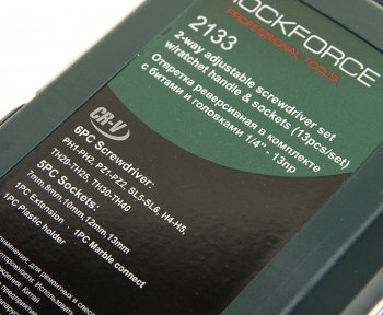 999 р. Отвертка с набором бит реверсивная 13 предметов ROCKFORCE ROCKFORCE rf-2133  с доставкой в г. Пермь. Увеличить фотографию 4