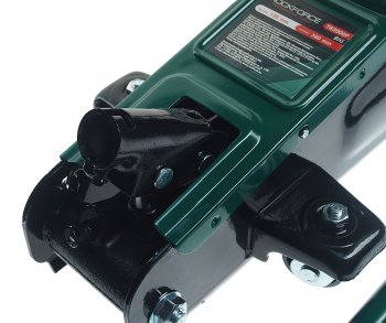 7 549 р. Домкрат подкатной 2т 130-380мм в кейсе ROCKFORCE ROCKFORCE rf-t83000f  с доставкой в г. Пермь. Увеличить фотографию 3