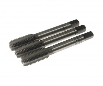291 р. Метчик М10x1.25мм комплект 3шт. в пластиковом футляре ROCKFORCE ROCKFORCE rf-tap10125 ROCKFORCE rf-tap10125  с доставкой в г. Пермь. Увеличить фотографию 1