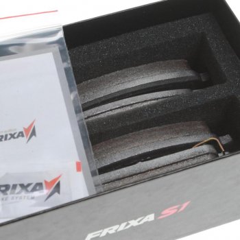 4 499 р. Колодки тормозные задние (4шт.) HANKOOK FRIXA Chevrolet Cruze J305 хэтчбек рестайлинг (2012-2015)  с доставкой в г. Пермь. Увеличить фотографию 2
