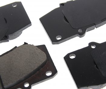 2 199 р. Колодки тормозные передние (4шт.) SANGSIN Toyota Hilux AN20,AN30  2-ой рестайлинг (2011-2016)  с доставкой в г. Пермь. Увеличить фотографию 2