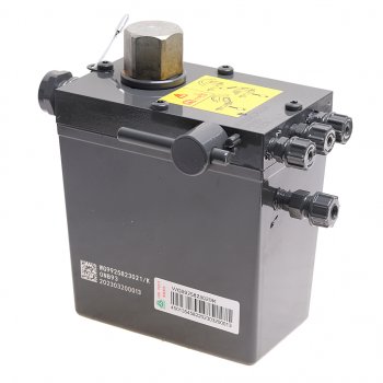 13 899 р. Насос SITRAK HOWO T5G подъема кабины механический OE SITRAK wg9925823021  с доставкой в г. Пермь. Увеличить фотографию 1