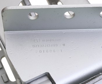 2 799 р. Подножка SHACMAN SHAANXI нижняя подвесная левая OE SHACMAN dz13241240930  с доставкой в г. Пермь. Увеличить фотографию 4