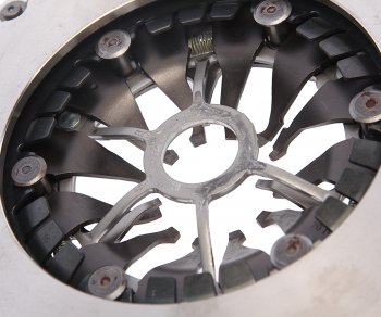 29 999 р. Сцепление VW Passat B6,B7 SKODA Octavia A5 (1.8 TSI) LUK LUK 623322700  с доставкой в г. Пермь. Увеличить фотографию 3