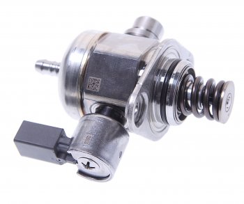 18 449 р. Насос топливный VW Golf (12-) AUDI A3,A4,A6 SKODA Octavia (13-) высокого давления ТНВД BOSCH BOSCH 0261520472 BOSCH 0261520472  с доставкой в г. Пермь. Увеличить фотографию 1