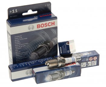 999 р. Свеча зажигания ВАЗ-2112 BOSCH FR7DCX+ комплект BOSCH 0242235913  с доставкой в г. Пермь. Увеличить фотографию 1