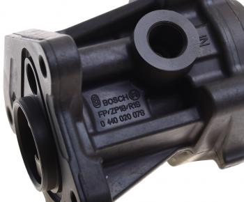 25 399 р. Насос топливный MAN TGS дв.D2066 ТННД BOSCH BOSCH 0440020078  с доставкой в г. Пермь. Увеличить фотографию 3