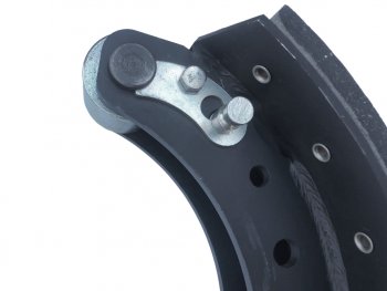 7 499 р. Колодки тормозные МАЗ (2шт.) комплект на колесо BRAKE BLOCKS BRAKE BLOCKS 5336-350109091  с доставкой в г. Пермь. Увеличить фотографию 3