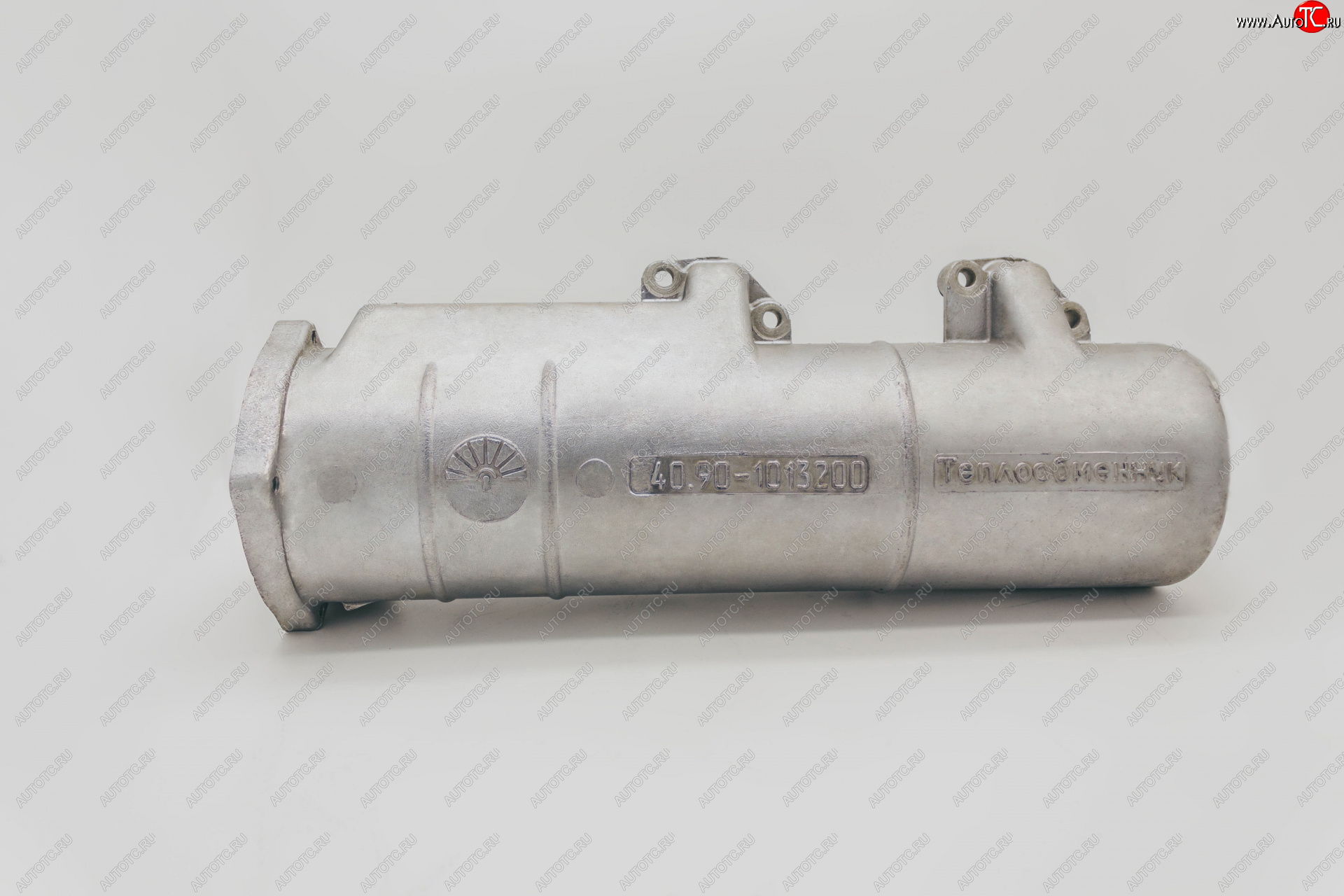 10 349 р. ТЕПЛООБМЕННИК Корпус теплообменника 40.90-1013200 и 343-1013200-30ТП для двигателя КамАЗ 40.90-1013215 КамАЗ 53213 (1979-2001)  с доставкой в г. Пермь