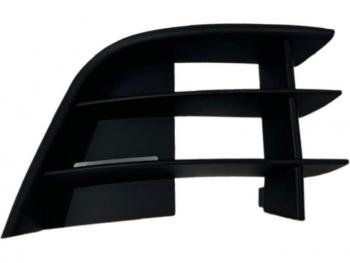 Левая вставка воздухозаборника переднего бампера (пр-во Китай) BODYPARTS Skoda Fabia  Mk2 (2010-2014) хэтчбэк рестайлинг