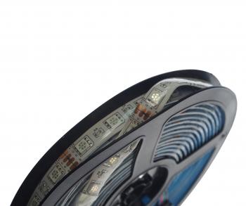 669 р. Лента светодиодная гибкая 14.4W 5м IP65 12V RGB ЭРА ЭРА ls5050 -14,4-60-12-rgb-ip65  с доставкой в г. Пермь. Увеличить фотографию 2