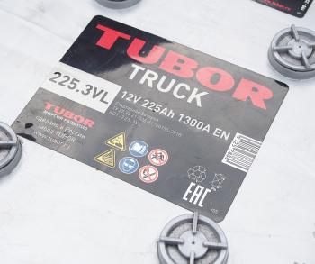 37 599 р. Аккумулятор TUBOR Truck EFB 225Ач обратная полярность TUBOR 6ст225(3)  с доставкой в г. Пермь. Увеличить фотографию 3