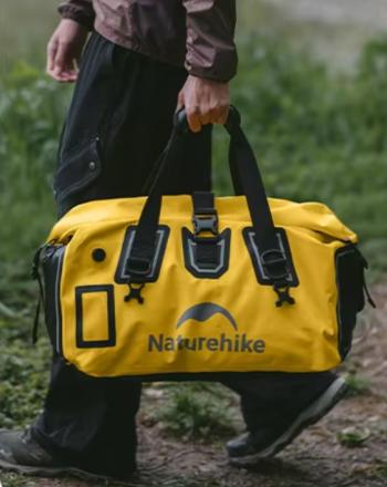 6 859 р. Гермосумка Naturehike 40 л ПВХ (желтая)  cnk2450xb015-40y  с доставкой в г. Пермь. Увеличить фотографию 11