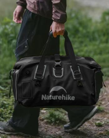 6 849 р. Гермосумка Naturehike 40 л ПВХ (черная)  cnk2450xb015-40b  с доставкой в г. Пермь. Увеличить фотографию 10