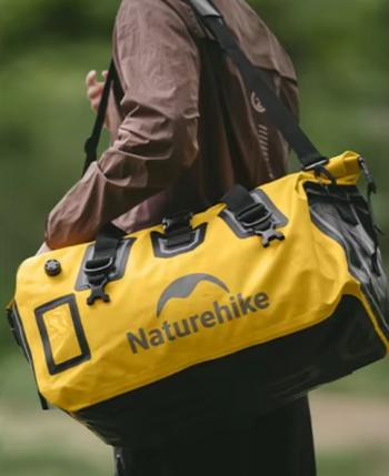 7 649 р. Гермосумка Naturehike 60 л ПВХ (желтая)  cnk2450xb015-60y  с доставкой в г. Пермь. Увеличить фотографию 9