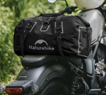 7 649 р. Гермосумка Naturehike 60 л ПВХ (черная)  cnk2450xb015-60b  с доставкой в г. Пермь. Увеличить фотографию 10