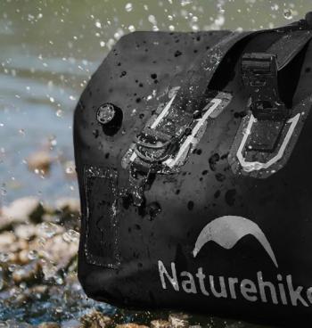 7 649 р. Гермосумка Naturehike 60 л ПВХ (черная)  cnk2450xb015-60b  с доставкой в г. Пермь. Увеличить фотографию 8