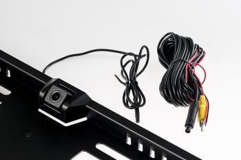 3 699 р. Камера заднего вида автомобильная в рамке знака номерного INTERPOWER INTERPOWER ip-616 ahdcvbs  с доставкой в г. Пермь. Увеличить фотографию 2