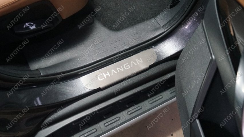 2 269 р. Накладки на пороги задние (лист шлифованный надпись Changan) 2шт  chancs95new2401  с доставкой в г. Пермь