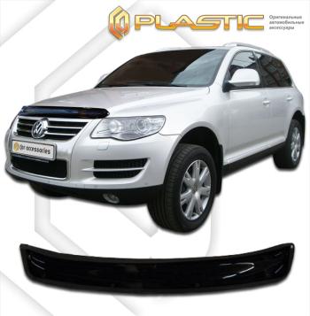 1 999 р. Дефлектор капотаClassic черныйVolkswagenTouareg 2007-20097LA, 7L6, 7L7  2010010101282  с доставкой в г. Пермь. Увеличить фотографию 1