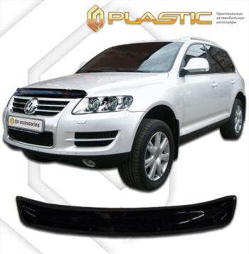 1 999 р. Дефлектор капотаClassic черныйVolkswagenTouareg 2002-2006  2010010108069  с доставкой в г. Пермь. Увеличить фотографию 1