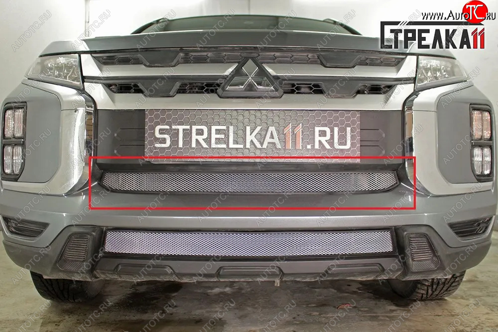 2 569 р. Защитная сетка в бампер (центр, ячейка 3х7 мм) Alfeco Стандарт  Mitsubishi ASX (2019-2025) 3-ий рестайлинг (Хром)  с доставкой в г. Пермь