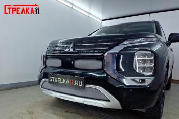 7 349 р. Защита радиатора (3 части) Стрелка11 Стандарт Mitsubishi Outlander GF 3-ий рестайлинг (2018-2022) (черная)  с доставкой в г. Пермь. Увеличить фотографию 3