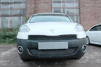 5 849 р. Защита радиатора (2 части) Стрелка11 Стандарт  Peugeot Partner  B9 (2012-2015) 1-ый рестайлинг (черная)  с доставкой в г. Пермь. Увеличить фотографию 2