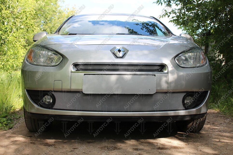 3 199 р. Защита радиатора (низ) Стрелка11 Стандарт  Renault Fluence (2010-2012) дорестайлинг (хром)  с доставкой в г. Пермь