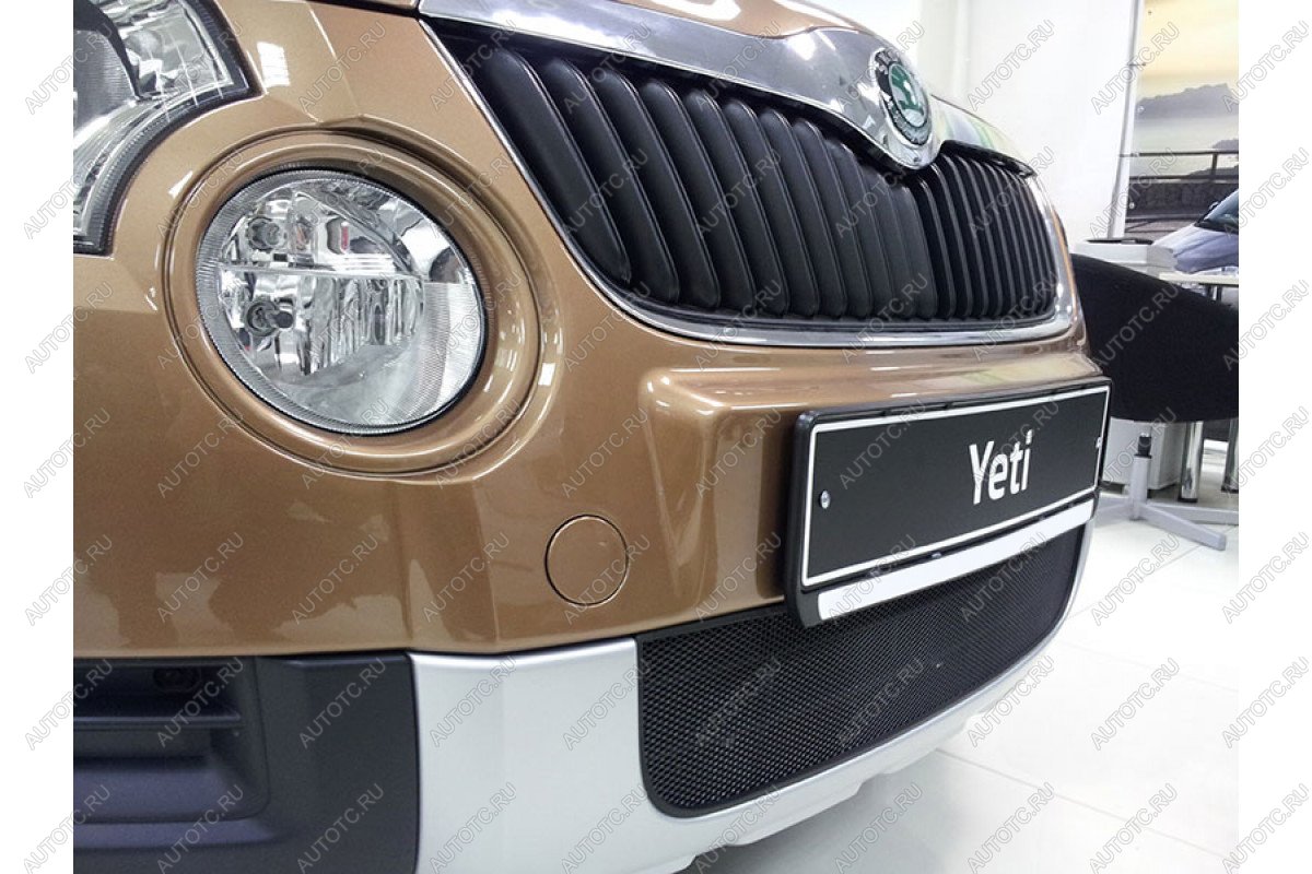 2 899 р. Защита радиатора Стрелка11 Стандарт  Skoda Yeti (2009-2013) (черная)  с доставкой в г. Пермь