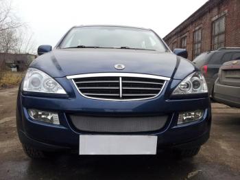 3 079 р. Защита радиатора Стрелка11 Стандарт  SSANGYONG Kyron (2005-2007) дорестайлинг (хром)  с доставкой в г. Пермь. Увеличить фотографию 2